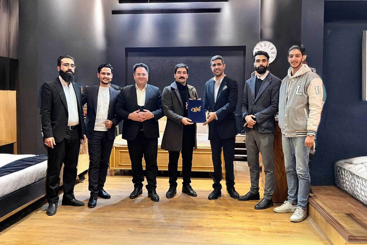 گالری آبتین (۲۴ فرووردین ۱۴۰۴)